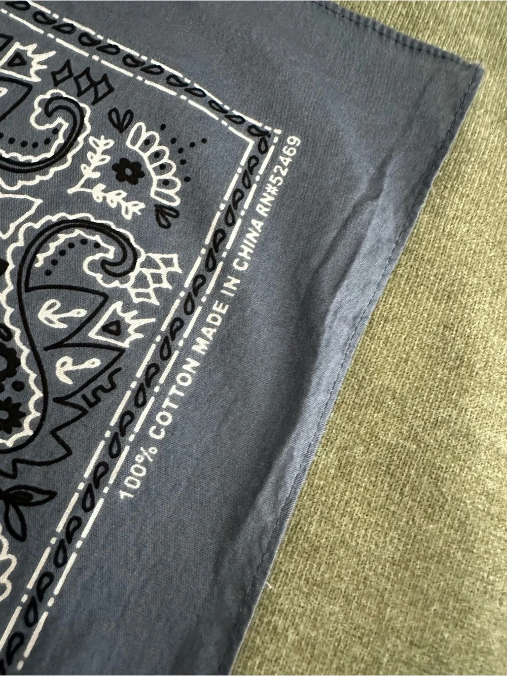 Men's Gray Paisley Cotton Handkerchief Bandana - Patterned RN#52469
